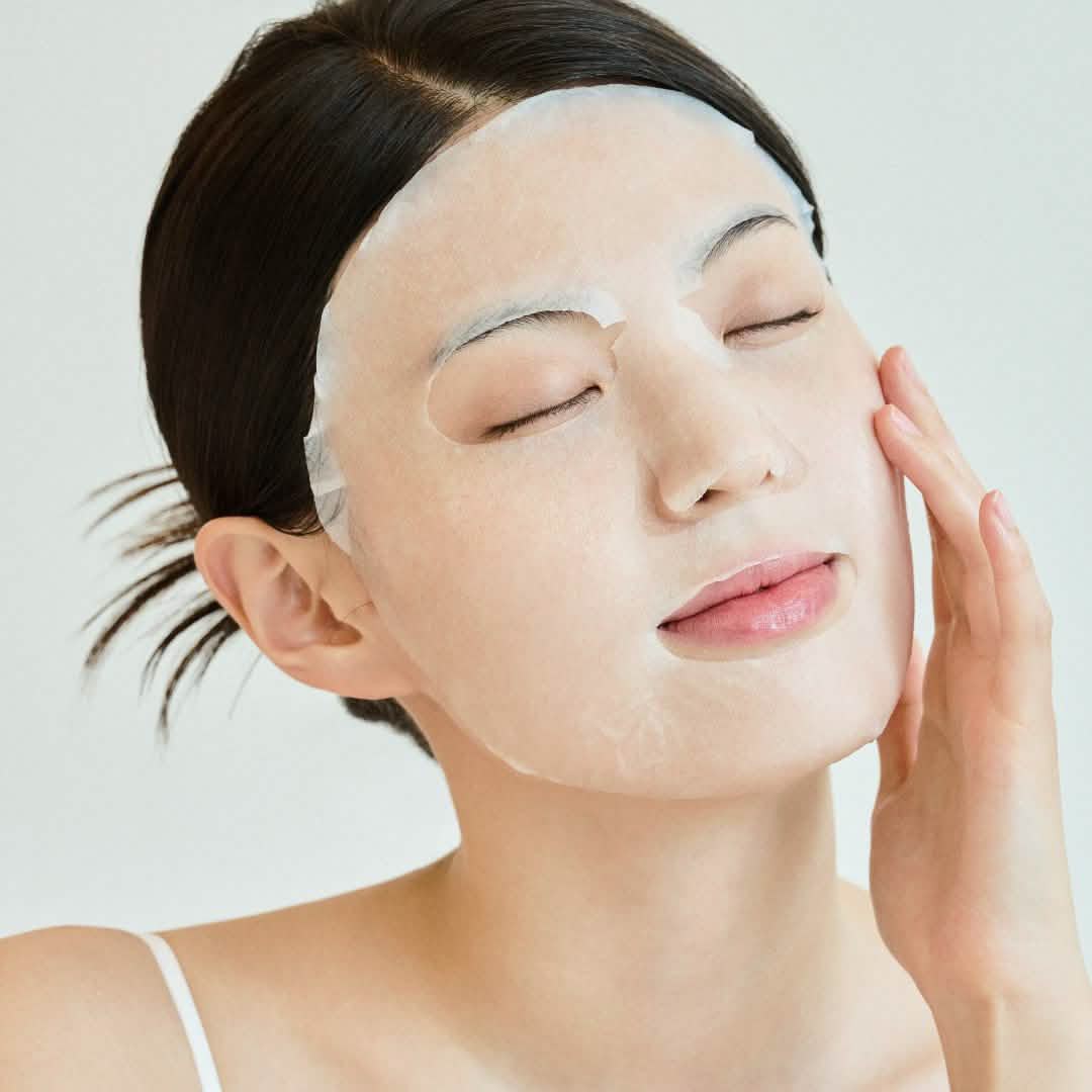 SKIN1004 Madagascar Centella Tone Brightening Glow Mask